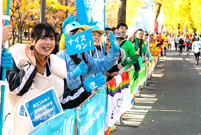 友人や知人、ファンドレイザーの決意に共感した一般の方々から、応援の気持ちが集まる。