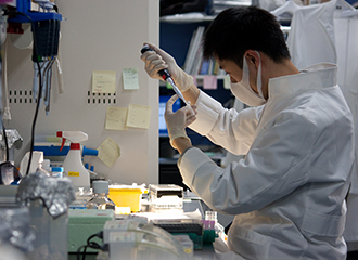 ご寄付は優秀な研究者・研究支援者の雇用に活用