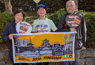 大阪マラソン2026チャリティランナー様と完走後の写真