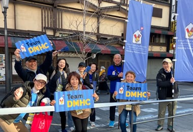 大阪マラソン2026ではボランティアさんだけでなく、財団スタッフやマクドナルド社の皆さんと一緒に沿道応援に参加し、ハウスの周知活動アップにも繋げました。
