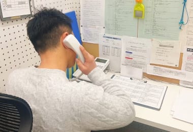 電話相談の様子
